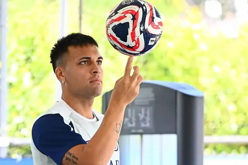 لاوتارو مارتينيز